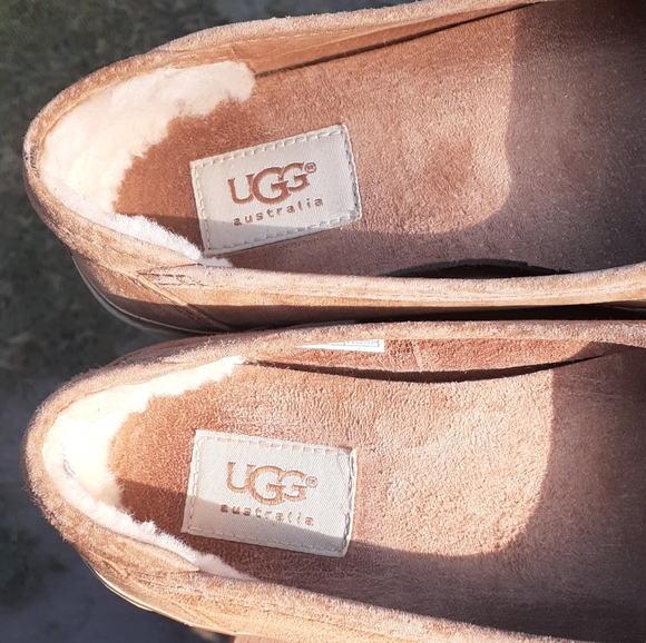 UGG suade slip ons sz 6 1/2 women - Picture 11 of 12